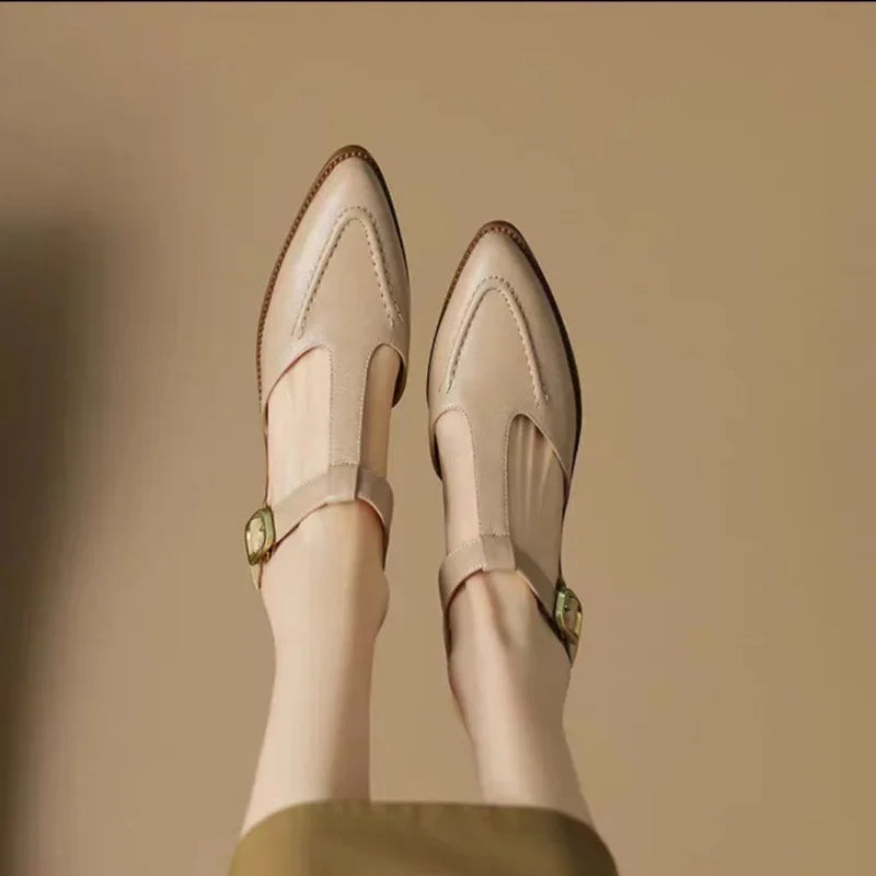 Aurenza | Scarpe Mary Jane con Fibbia Vintage e Tacco Basso
