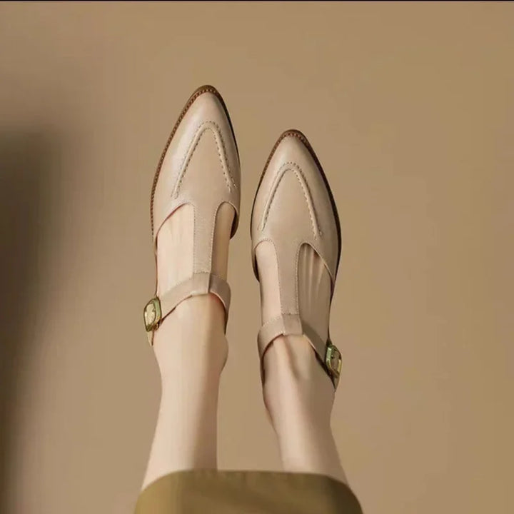 Aurenza | Scarpe Mary Jane con Fibbia Vintage e Tacco Basso