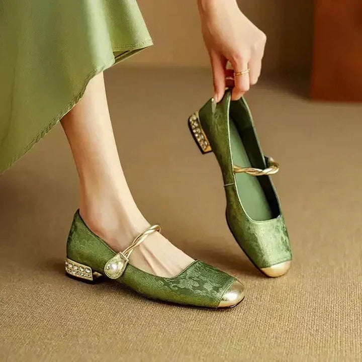 Mestelle | Scarpe Mary Jane Eleganti con Dettagli Lucidi