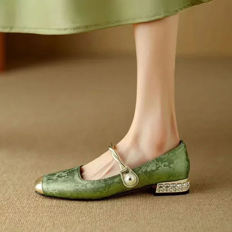 Mestelle | Scarpe Mary Jane Eleganti con Dettagli Lucidi
