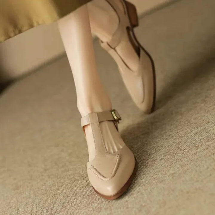 Aurenza | Scarpe Mary Jane con Fibbia Vintage e Tacco Basso