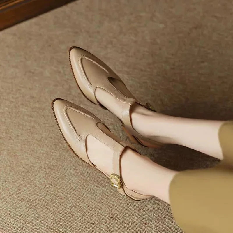 Aurenza | Scarpe Mary Jane con Fibbia Vintage e Tacco Basso