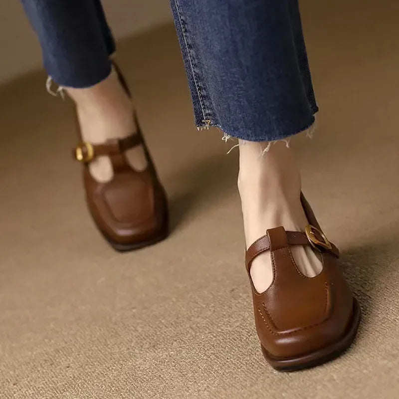 Delia | Scarpe Mary Jane T-Bar con Punta Squadrata Retrò