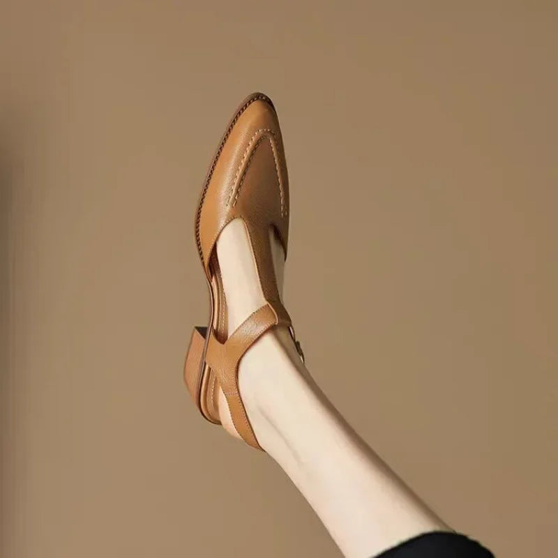 Aurenza | Scarpe Mary Jane con Fibbia Vintage e Tacco Basso