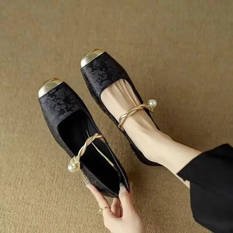 Mestelle | Scarpe Mary Jane Eleganti con Dettagli Lucidi