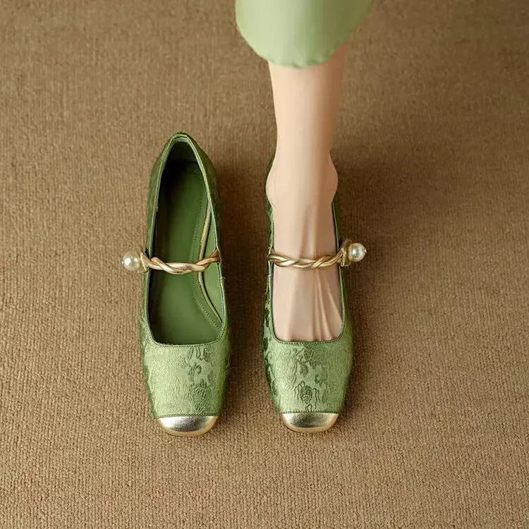 Mestelle | Scarpe Mary Jane Eleganti con Dettagli Lucidi