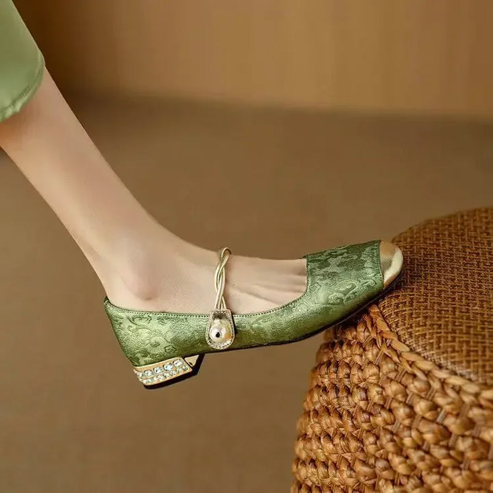 Mestelle | Scarpe Mary Jane Eleganti con Dettagli Lucidi