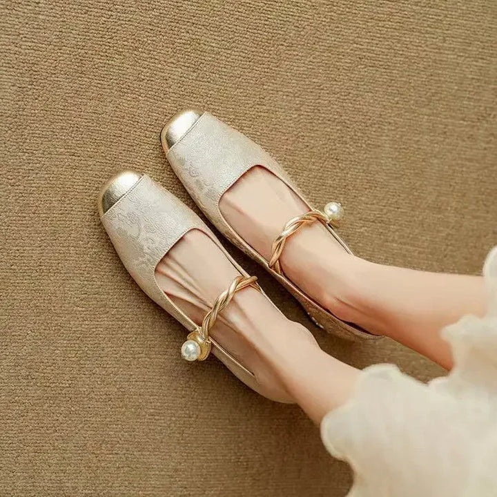 Mestelle | Scarpe Mary Jane Eleganti con Dettagli Lucidi