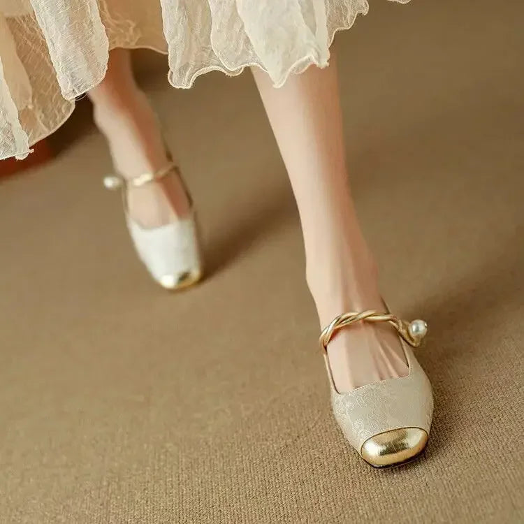 Mestelle | Scarpe Mary Jane Eleganti con Dettagli Lucidi